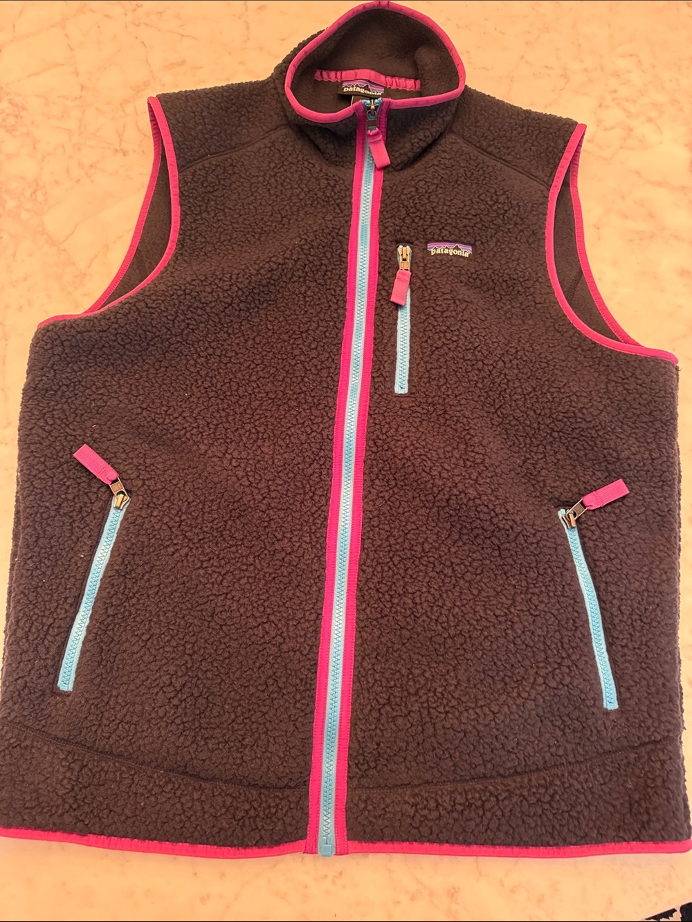 Kids brown fleece vest